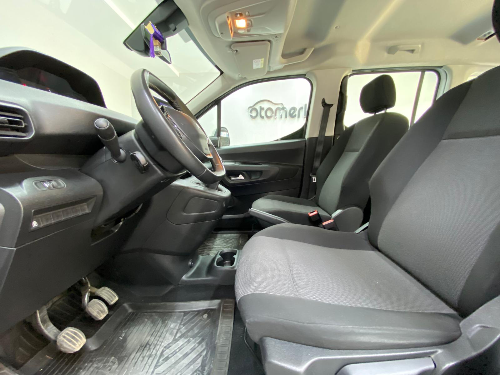 PEUGEOT RIFTER 15